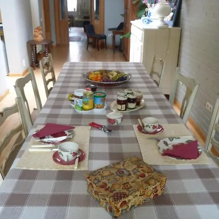 Sparrow's Nest Bed & Breakfast